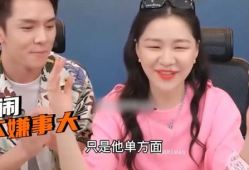 爆料吃瓜的直播间在哪,热门吃瓜直播间幕后故事大揭秘！